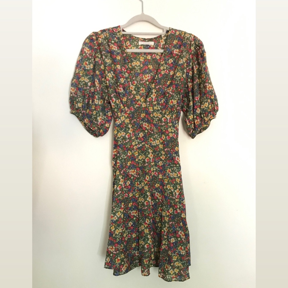 Doen Floral Puff-Sleeve Mini dress